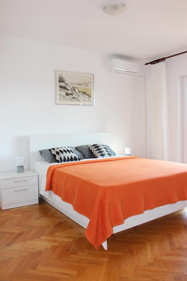 Apartmani Mia Jadranovo Εξωτερικό φωτογραφία