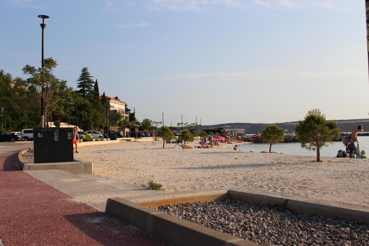 Apartmani Mia Jadranovo Εξωτερικό φωτογραφία